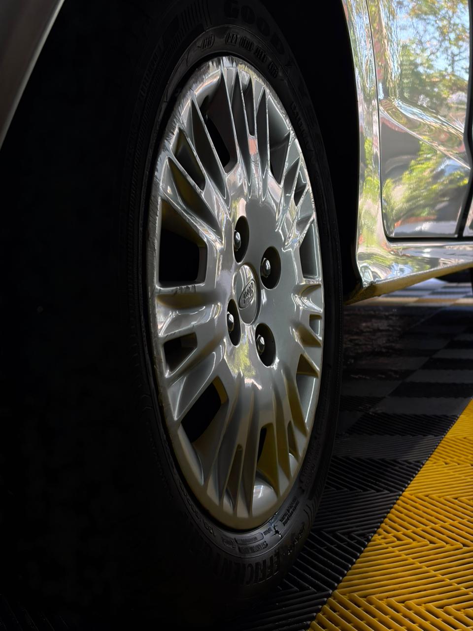 Lavagem Detalhada - Ford Ka