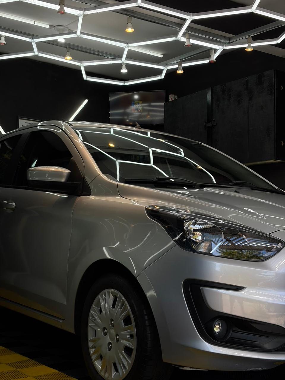 Lavagem Detalhada - Ford Ka